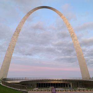 Meet your Posher, Easton